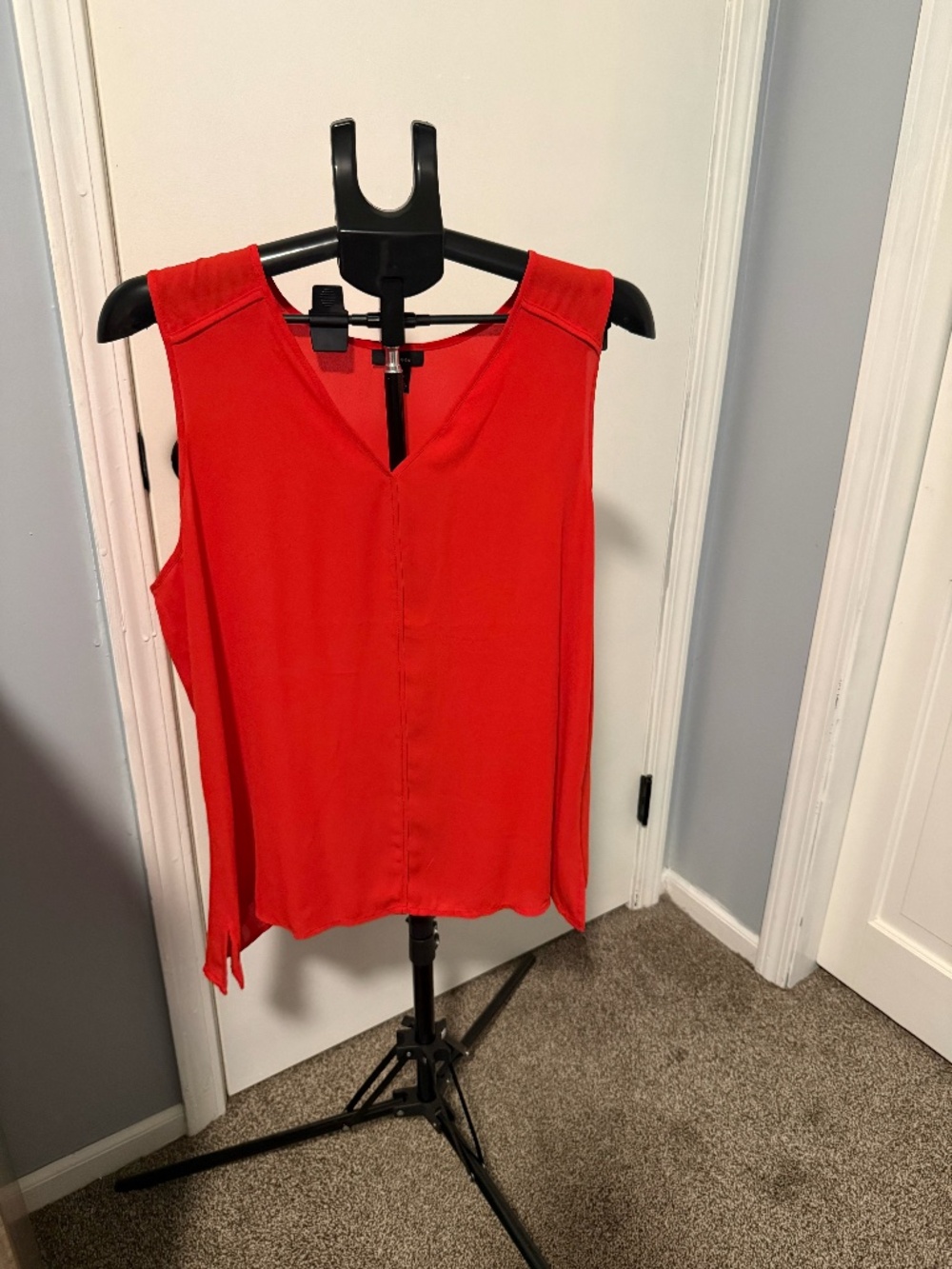 Halogen Bright Red V-Neck Sleeveless Blouse